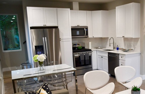 Hancock House | UT; HOME WITH FREE BREAKFAST & LATE CHECKOUT