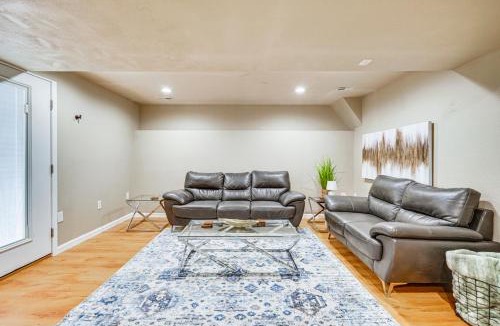 Salt Lake County Apartment | Utah Apartment: 2 Mi to Amphitheatre