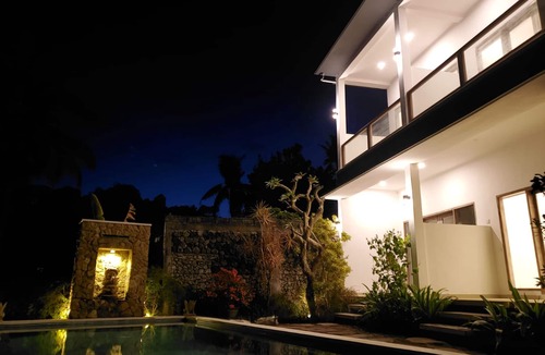 Candi Dasa Villa | Utama Villas Beach Front Candidasa