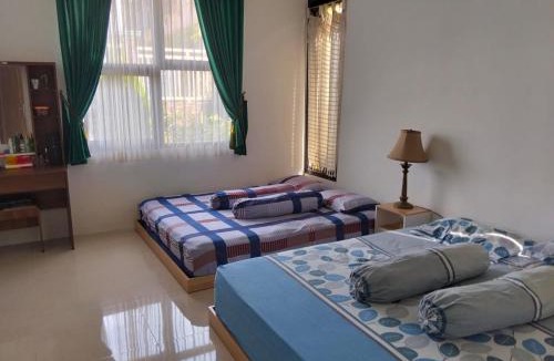 Pacet House | Uthe House
