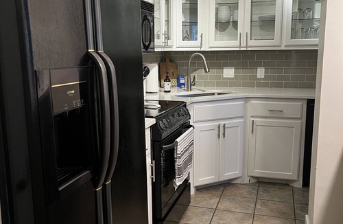 Mid America Condo | Utopia on Lake Hamilton