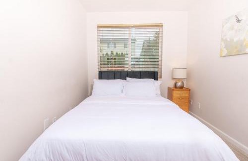 Bonney Lake Villa | Uttopia Luxury Stay - Lake Tapps