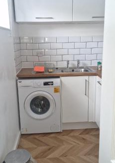 Hillingdon Apartment | Uxbridge Studio Flat