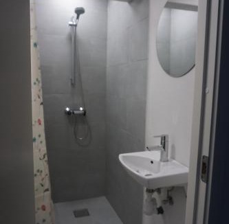 Hirtshals Apartment | Værelse tæt på strand og by