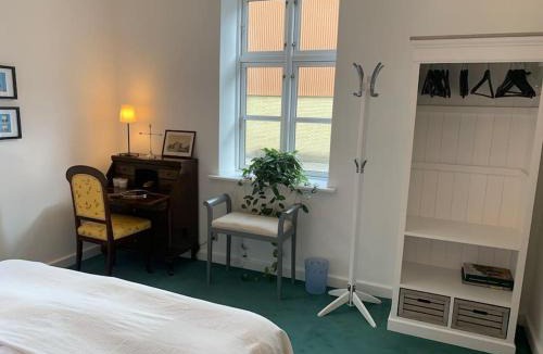 Toreby Apartment | Værelse ved Nykøbing F.