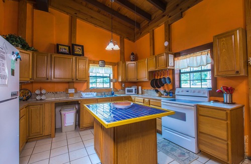Brookeland House | V#3 Beautiful Home in Sam Rayburn. Vacation or fishing tournament-Up to 7 guests