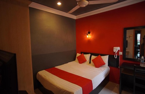 Durian Sebatang Hotel | V HOTEL