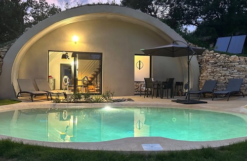 Cazillac Cabin | V.i.p Refuge