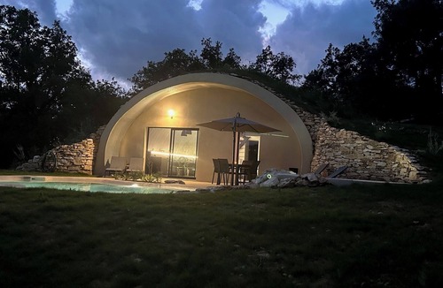 Cazillac Cabin | V.i.p Refuge