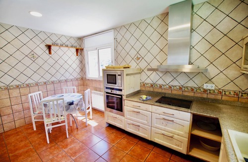 Lloret de Mar Villa | V&V LLORET-Villa Sunrise: incredible villa with private pool from 3km beach