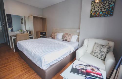 Masai Hotel | V3 Hotel & Residence Seri Alam