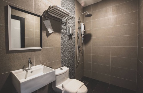 Masai Hotel | V3 Hotel & Residence Seri Alam