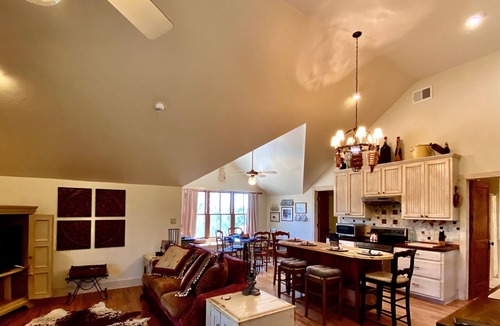 Marble Falls Villa | V700 Ranch: Guesthouse. Outstanding Views with Absolute Peace and Tranquility!