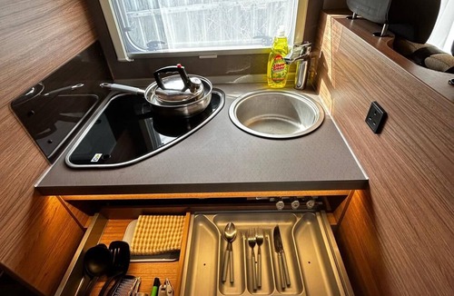 Heaton House | Vaaroom London Explorers' Pod