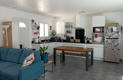 Chateauneuf-les-Martigues House | Vacances à 10 Minutes des Plages, Avec BBQ et Piscine