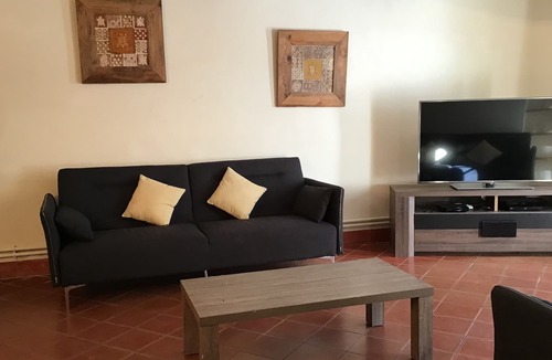 Loriol-du-Comtat House | Vacances au Mas de Papé