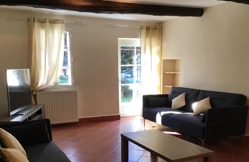 Loriol-du-Comtat House | Vacances au Mas de Papé