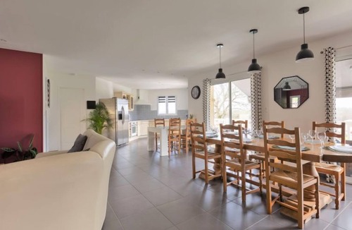 Saint-Martin-de-Seignanx House | Vacation home Lesgau by Interhome