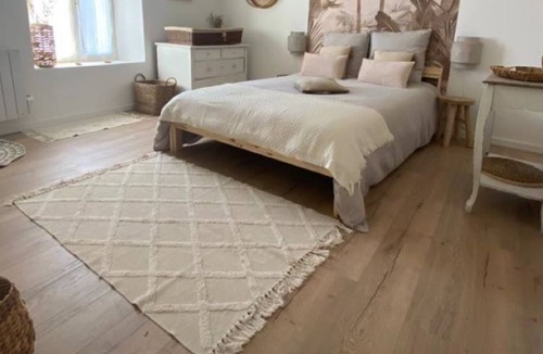 Egliseneuve-pres-Billom House | Vacation home