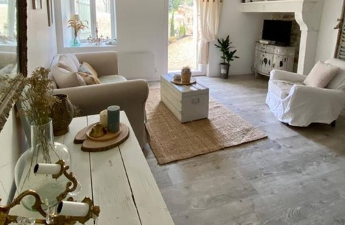 Egliseneuve-pres-Billom House | Vacation home