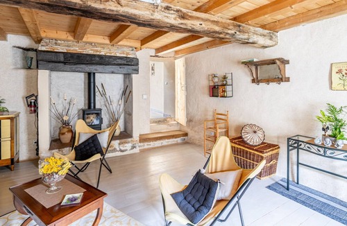 Saint-Juire-Champgillon House | Vacation Home "Gîte - Vent Dé Zen" with Private Terrace