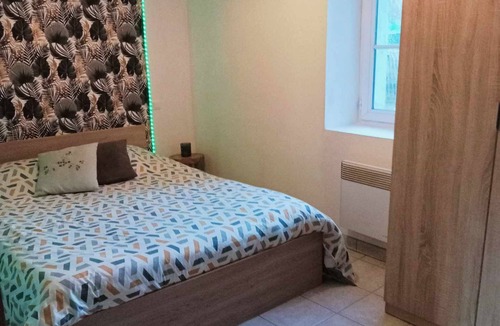 Saint-Vincent-sur-Graon House | Vacation home between land and sea.
