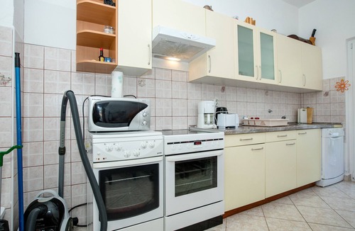 Palit Apartment | Vacation apartment/apartment for 9 guests with 110m² in Palit, Rab (68377)