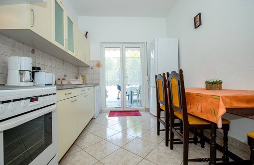 Palit Apartment | Vacation apartment/apartment for 9 guests with 110m² in Palit, Rab (68377)