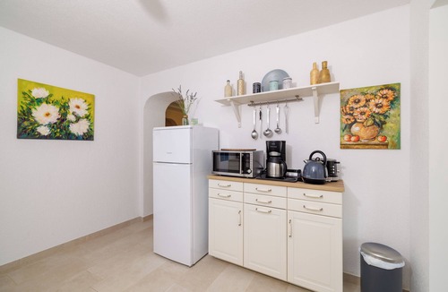 Tribalj Apartment | Vacation apartment for up to 6 people with pool and idyllic location