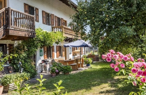 Oberndorf Apartment | Vacation apartment Hartsee 52sqm, 2 bedrooms, fireplace, balcony
