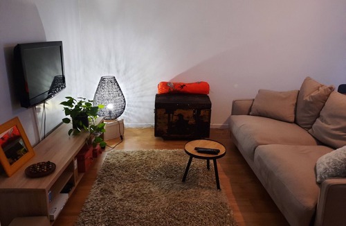 Garrigues Apartment | Vacation apartment in residential area