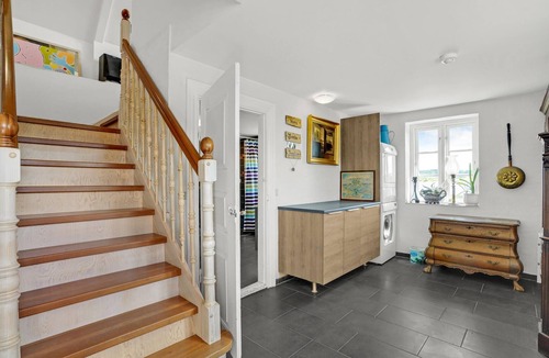 Snedsted Apartment | Vacation apartment on a disused estate with a small animal farm and in a quiet environment.