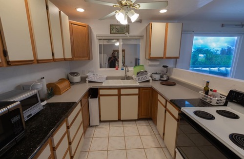 Waialua House | Vacation beach home for sun and fun