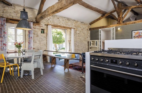 Villeneuve-sur-Lot House | Vacation Castle Chateau Mondou