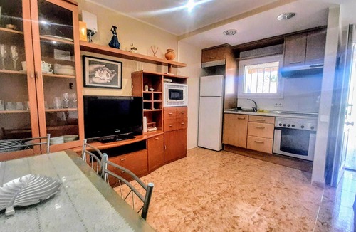 Santa Oliva House | VACATION CHALET with private pool and barbecue.
