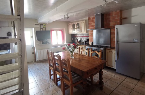 Menat House | Vacation cottage 6/8 persons