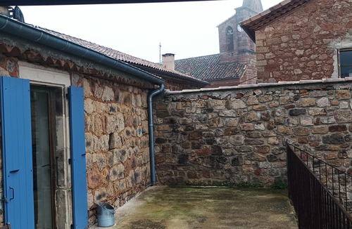 Payzac House | Vacation cottage in the Monts d'Ardèche National Park for 4 people