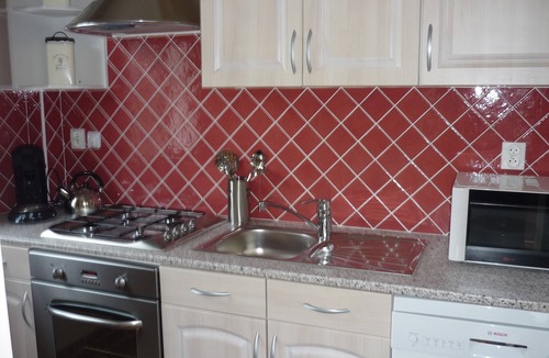 Saint-Just-en-Chaussee Cottage | Vacation home in a quiet, green setting