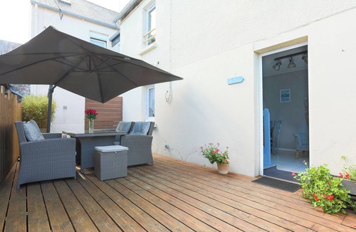 Saint-Quay-Portrieux House | Vacation Home "Joisalig" with Private Terrace