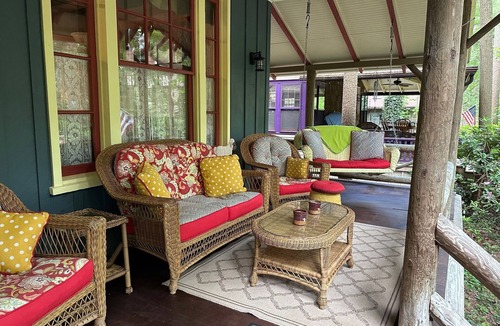 Mount Gretna Cottage | Vacation Haven at Holly