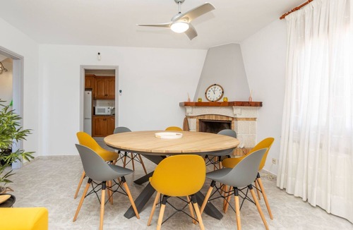 Mont Barbat House | Vacation home Abie by Interhome