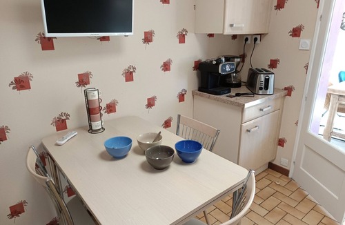 Notre-Dame-de-Monts House | Vacation Home in Notre-Dame-de-Monts - 6 People - Pets Allowed