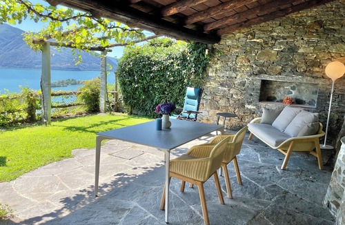 Ascona House | Vacation home in a dreamlike panoramic location, absolutely quiet and away from the traffic.