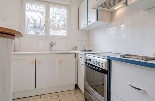 Hauteville-sur-Mer House | Vacation home Néroli by Interhome