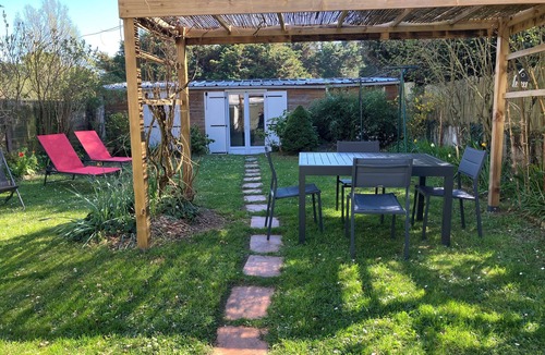 Saint-Coulomb House | Vacation home 2 steps from the beach