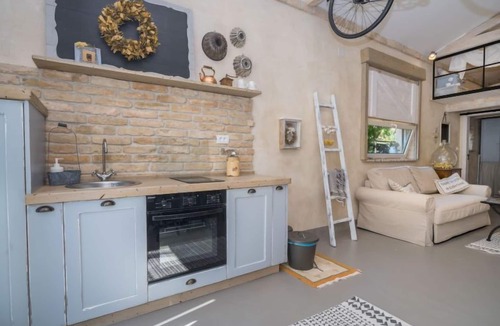 Ika House | Vacation home Aničić by Interhome