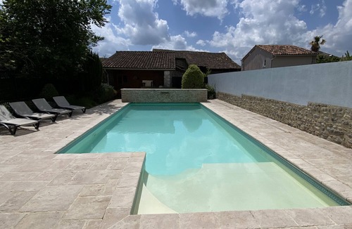 Ausson House | Vacation home at the foot of the Pyrenees.