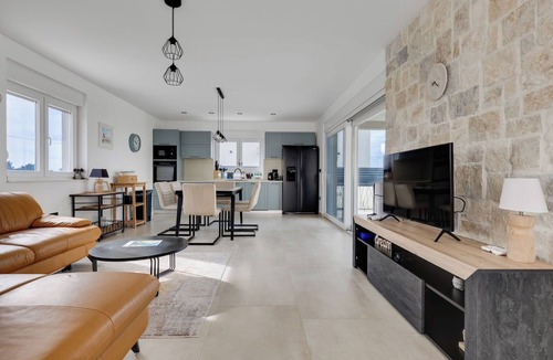 Vrsi House | Vacation home Beyla by Interhome