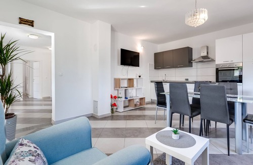 Pridraga House | Vacation home Branka by Interhome