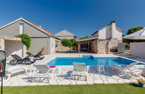 Pridraga House | Vacation home Branka by Interhome